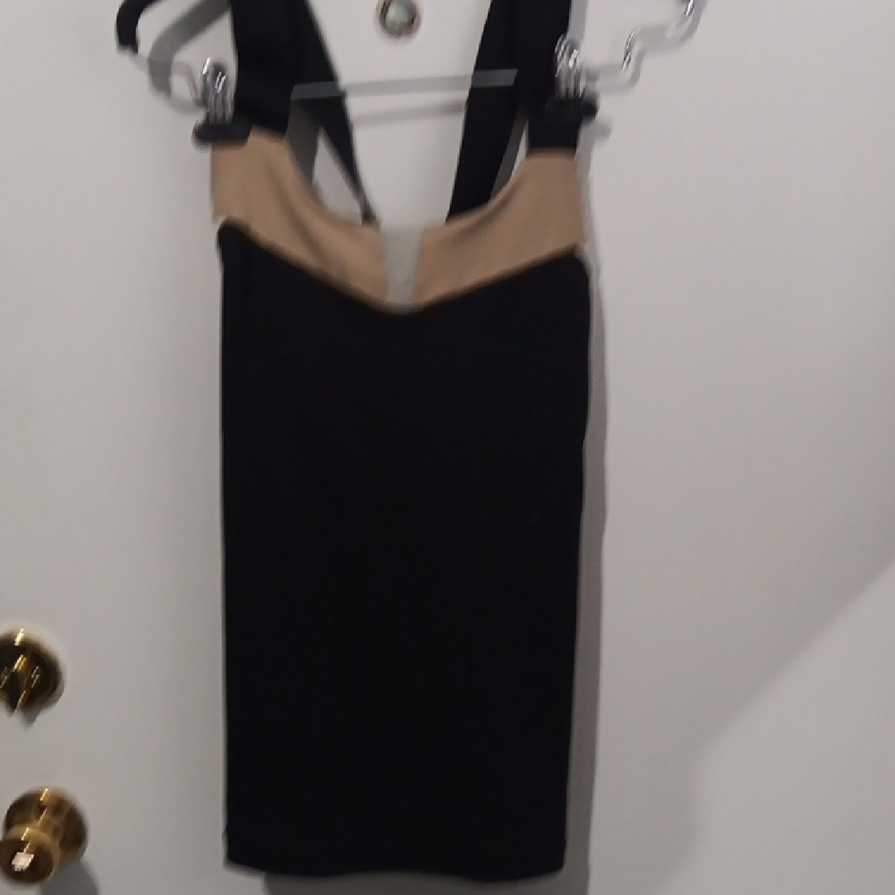 Alo Yoga Black and Tan Women's Top